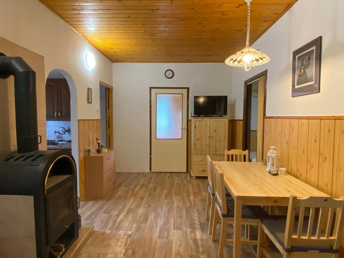 Chaty Pod Javorovym Trinec Esterno foto